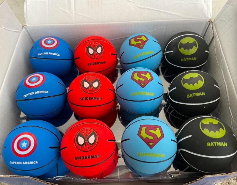 1pc. bouncing super hero basketball